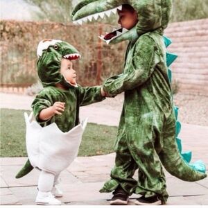 Pottery Barn Kids Dinosaur Costume Set in Green and White